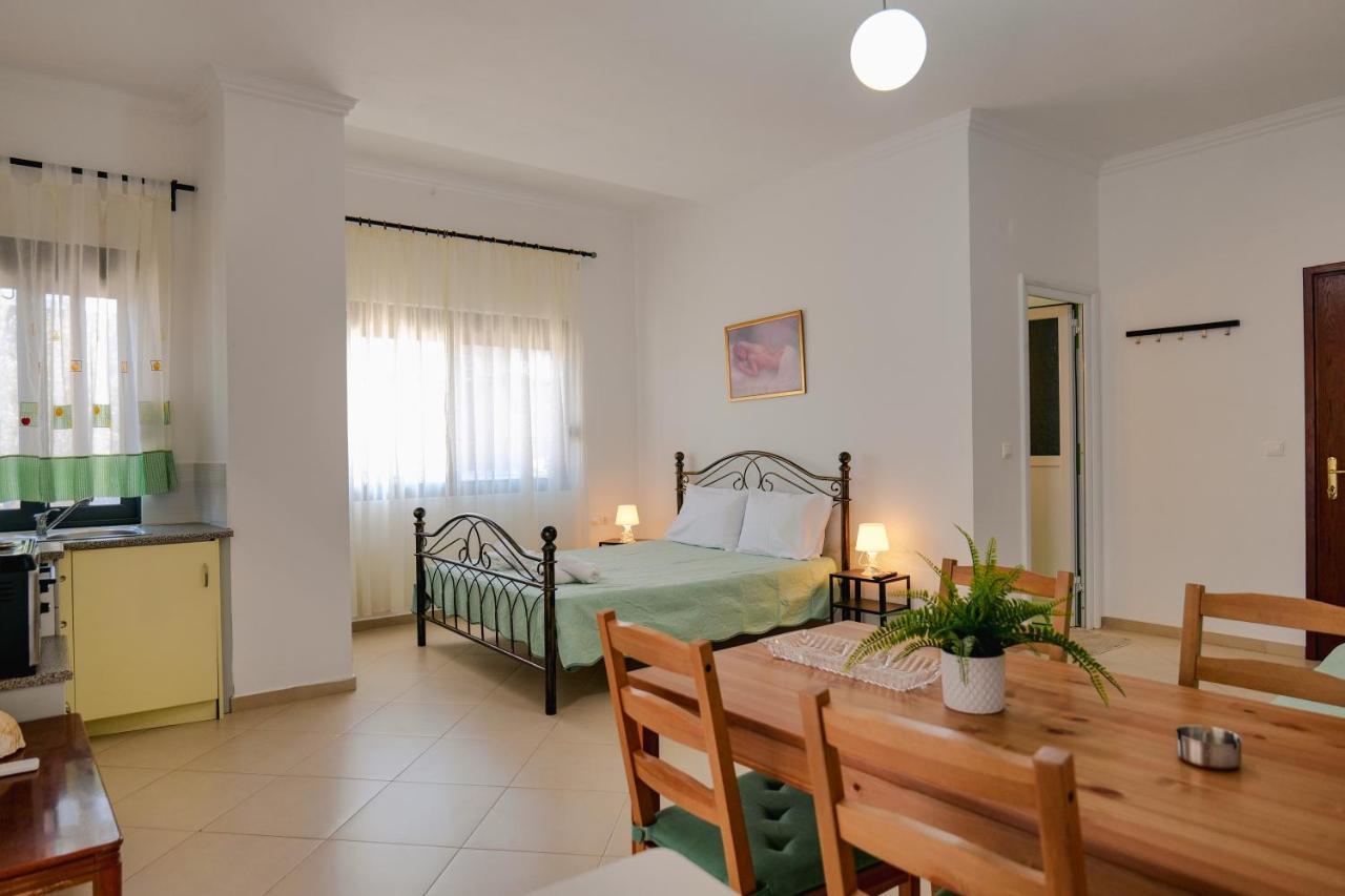 Malasi Apartments Ksamil Buitenkant foto